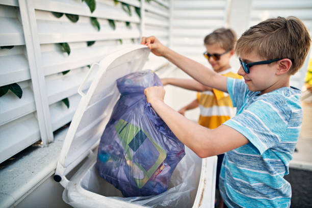 Best Trash Removal Near Me  in Oak Creek, WI