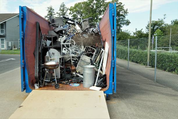 Best Construction Debris Removal  in Oak Creek, WI